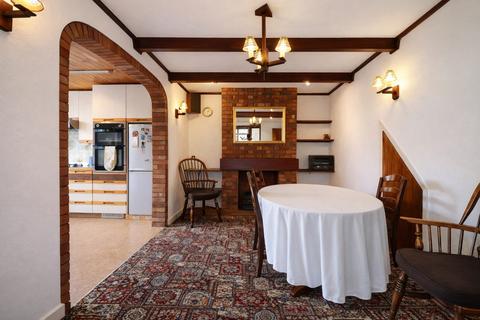 3 bedroom semi-detached house for sale, Hawthorn Drive, West Wickham BR4