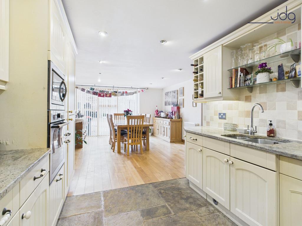 Open Plan Kitchen Dining