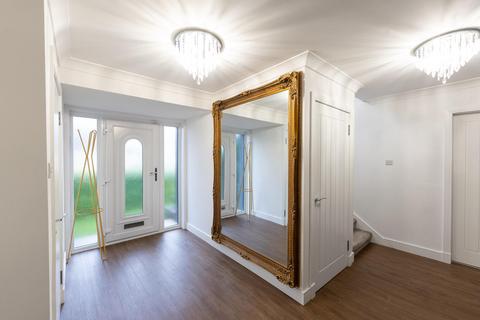 5 bedroom detached house for sale, Drumbathie Road, Airdrie, ML6 7ES