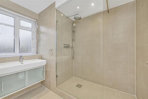 4 bedroom flat to rent, Richmond Hill, Richmond, TW10