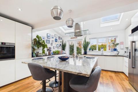 3 bedroom semi-detached house for sale, Elm Close, Weston Turville