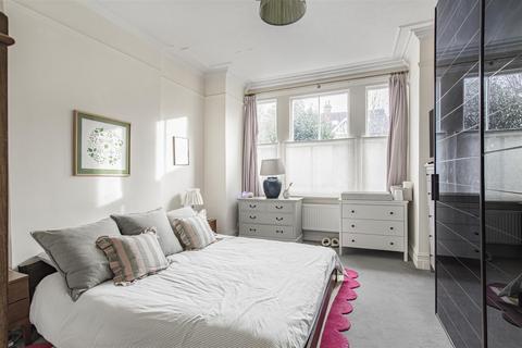 1 bedroom flat to rent, Palewell Park, East Sheen