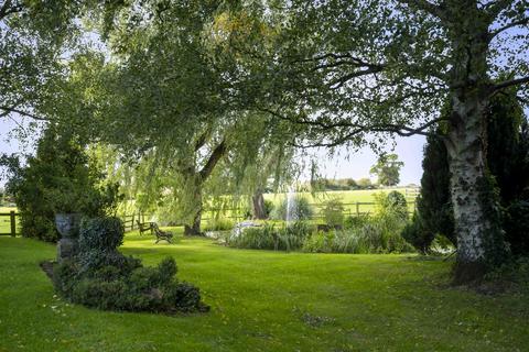 5 bedroom detached house for sale, Pottersheath Road, Welwyn, AL6