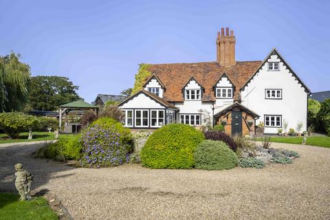 undefined, Pottersheath Road, Welwyn, AL6