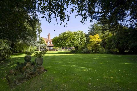 5 bedroom detached house for sale, Pottersheath Road, Welwyn, AL6