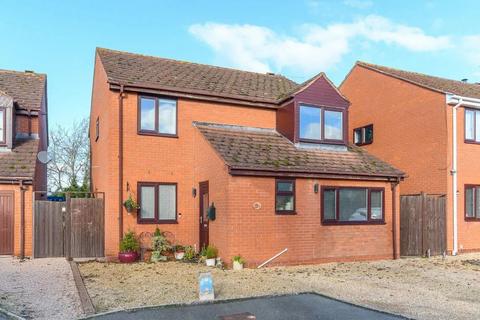 4 bedroom detached house for sale - Cherry Close, Evesham WR11