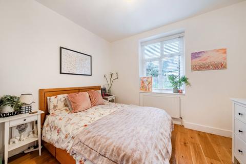 1 bedroom apartment for sale, Merton Road, London SW18