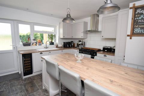 2 bedroom detached bungalow for sale, Hillside Road, South Tankerton, Whitstable