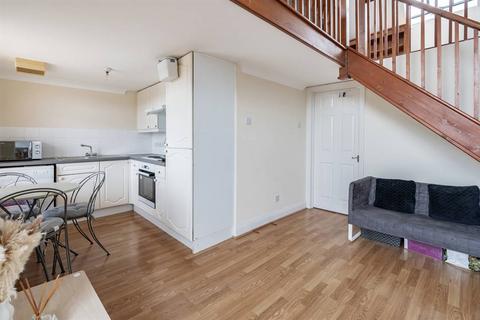 1 bedroom apartment for sale, Pound Lane, Canterbury