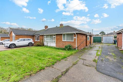 2 bedroom semi-detached bungalow for sale, Millstrood Road, Whitstable