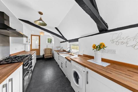 4 bedroom detached house for sale, Pean Hill, Whitstable