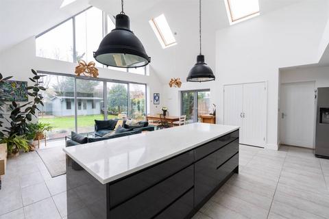 5 bedroom detached house for sale, St. Annes Road, Tankerton, Whitstable