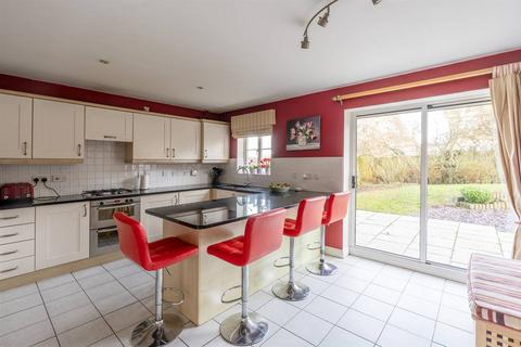 5 bedroom detached house for sale, Ibis Close, Whitstable