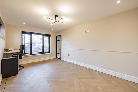 4 bedroom property for sale, Cherry Orchard, Chestfield, Whitstable