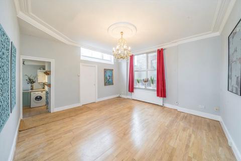 undefined, Queens Avenue, London N10