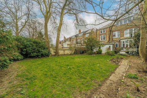 undefined, Queens Avenue, London N10