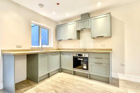 2 bedroom flat for sale, London Road, Bexhill-on-Sea, TN39