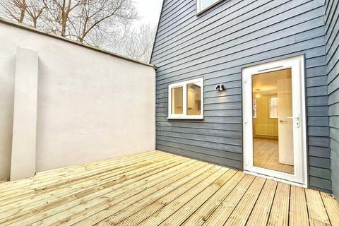 2 bedroom flat for sale, London Road, Bexhill-on-Sea, TN39