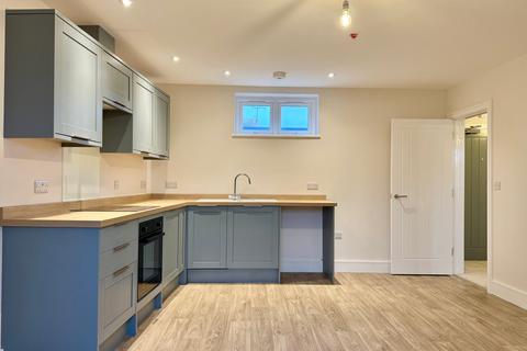 2 bedroom flat for sale, London Road, Bexhill-on-Sea, TN39