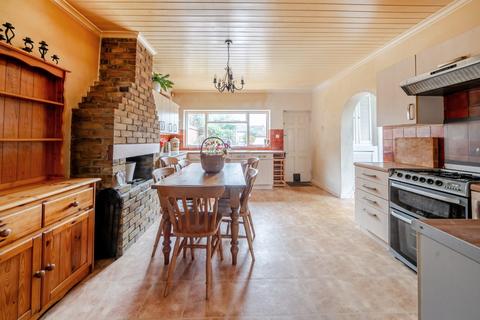 4 bedroom detached house for sale, Sutton Court Road, Chiswick, London, W4