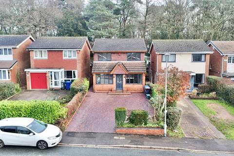 4 bedroom detached house for sale, Hillwood Road, Madeley Heath, CW3