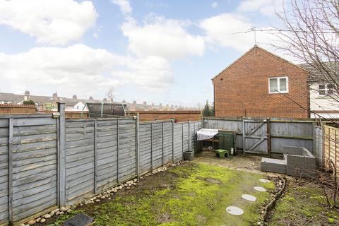3 bedroom townhouse for sale, Lathkill Street, Market Harborough