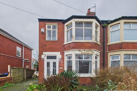 3 bedroom semi-detached house for sale - Tewkesbury Avenue, . FY4