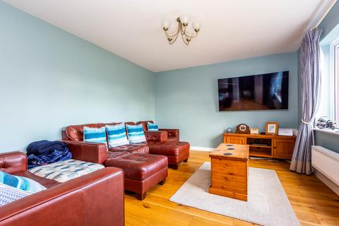 4 bedroom detached house for sale, Wymington Road, Rushden NN10