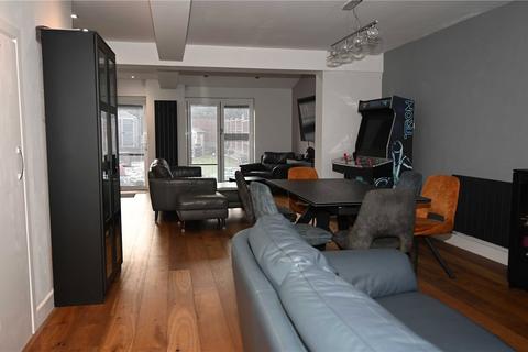 4 bedroom semi-detached house for sale, Midhurst Road, Birmingham, West Midlands, B30