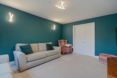4 bedroom detached house for sale, Kiveton Lane, Sheffield S26