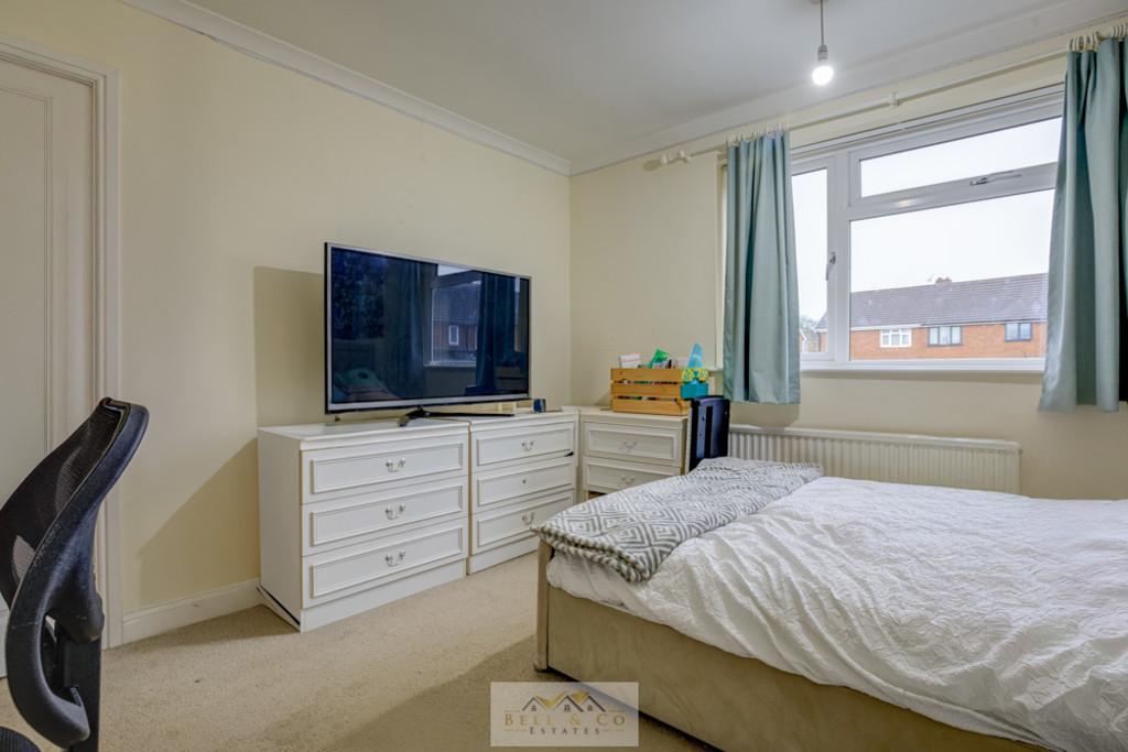 Bedroom 2.3