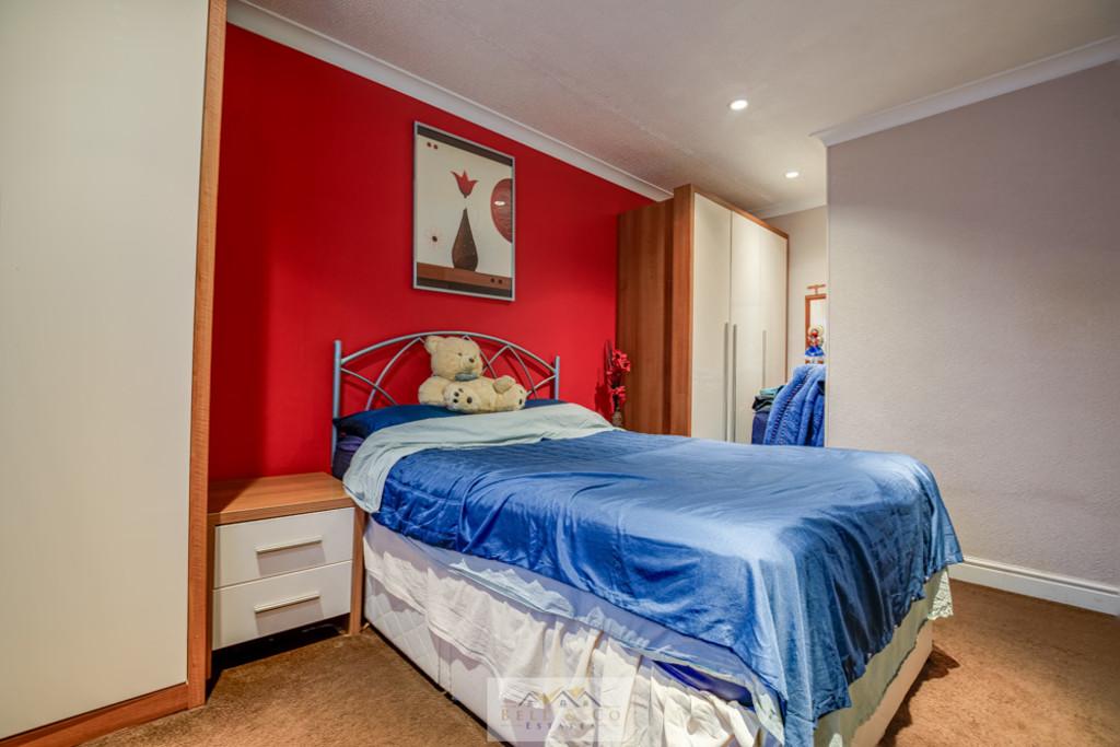 Bedroom 1.2