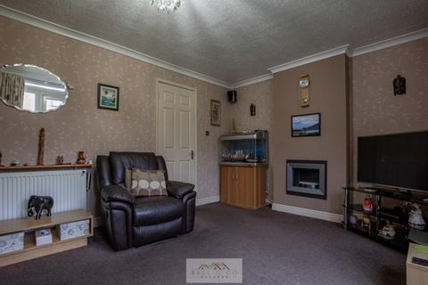 3 bedroom terraced house for sale, Shortbrook Croft, Sheffield S20