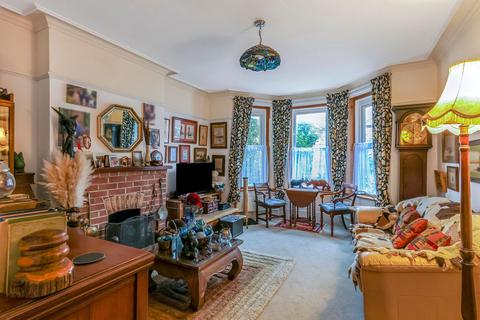 4 bedroom terraced house for sale, R L Stevenson Avenue, Bournemouth
