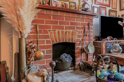 4 bedroom terraced house for sale, R L Stevenson Avenue, Bournemouth
