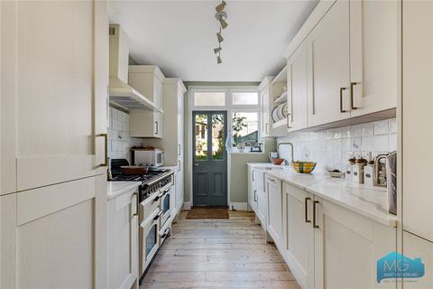 4 bedroom terraced house for sale, Summerlee Gardens, London, N2