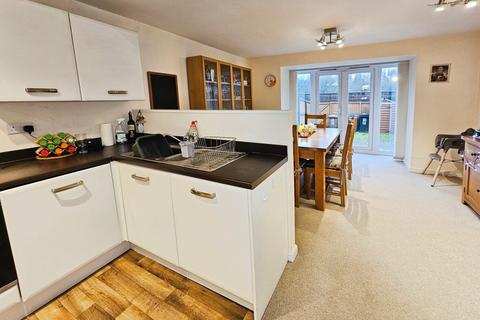 3 bedroom terraced house for sale, Omrod Road, Heywood OL10