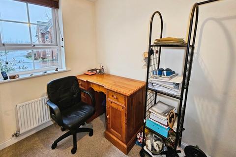 3 bedroom terraced house for sale, Omrod Road, Heywood OL10