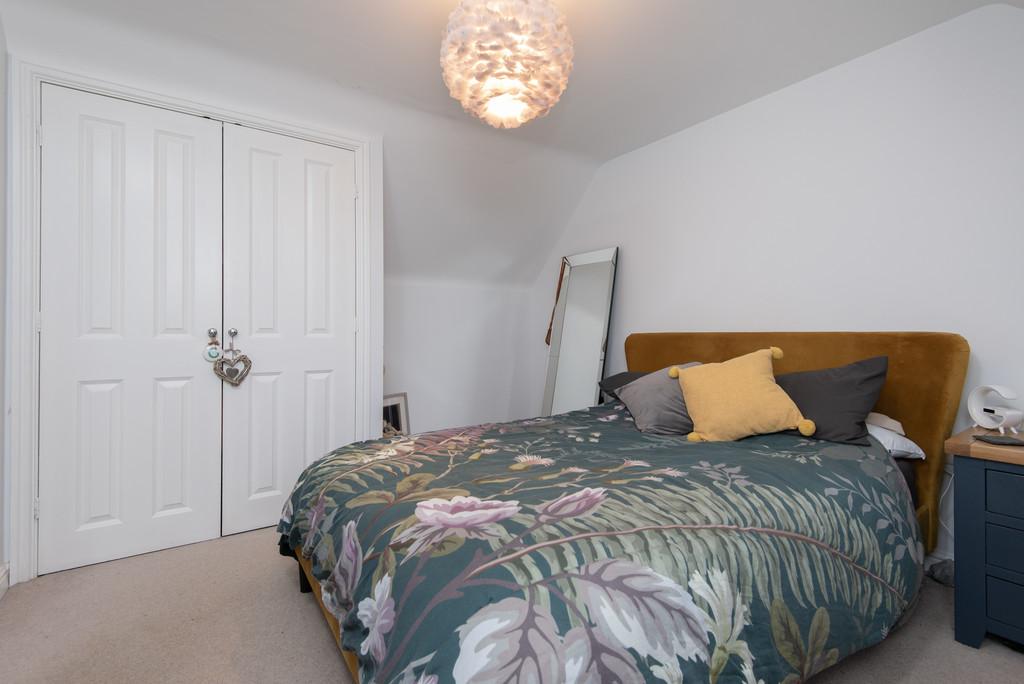 2536 New Bed 3 B