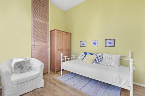 undefined, Wightman Road, Harringay N4