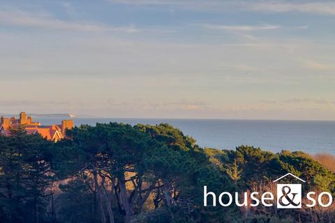 3 bedroom apartment for sale, Manor Road, East Cliff, Bournemouth