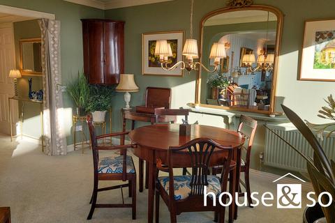 3 bedroom apartment for sale, Manor Road, East Cliff, Bournemouth
