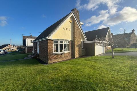 3 bedroom detached bungalow for sale, Ferndale Avenue, Clayton, Bradford