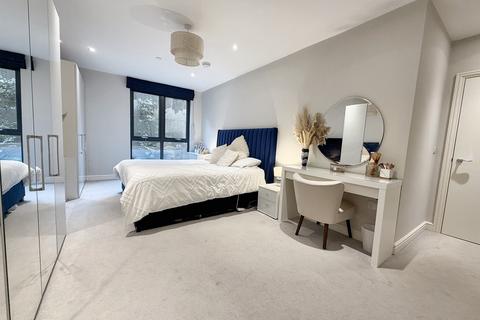 undefined, Reddown Road, Coulsdon CR5