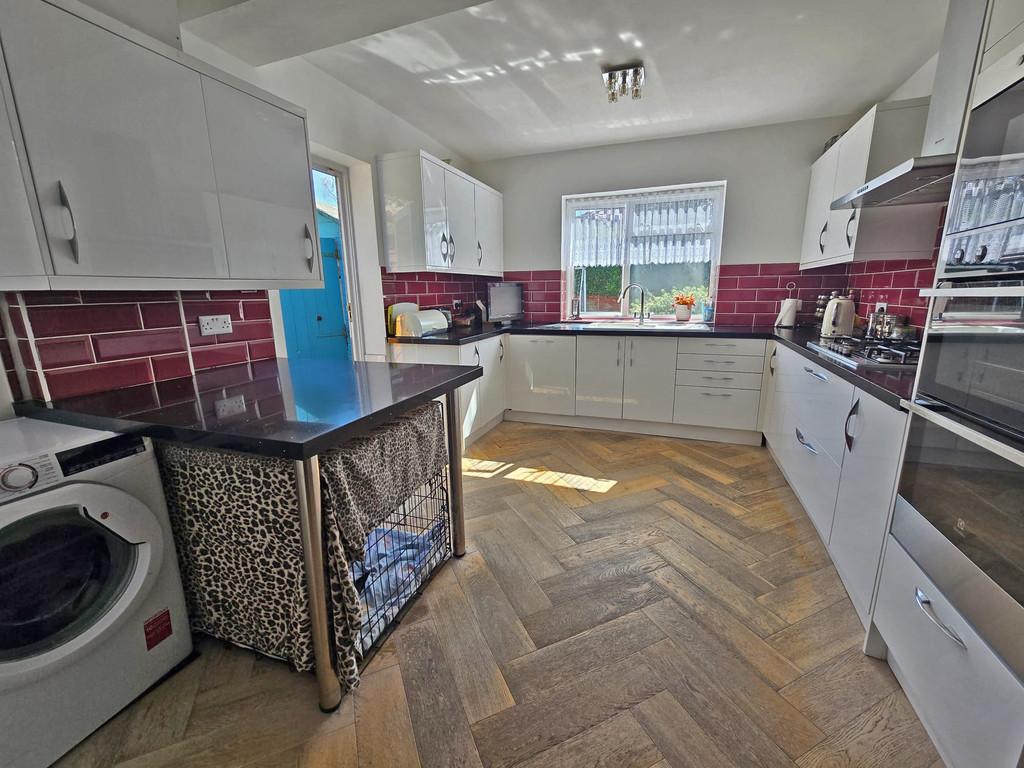 Kitchen (5)