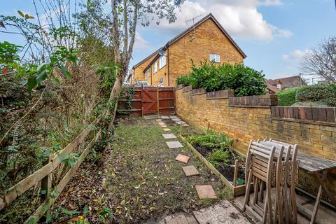 2 bedroom terraced house for sale, Pendragon Walk, London NW9