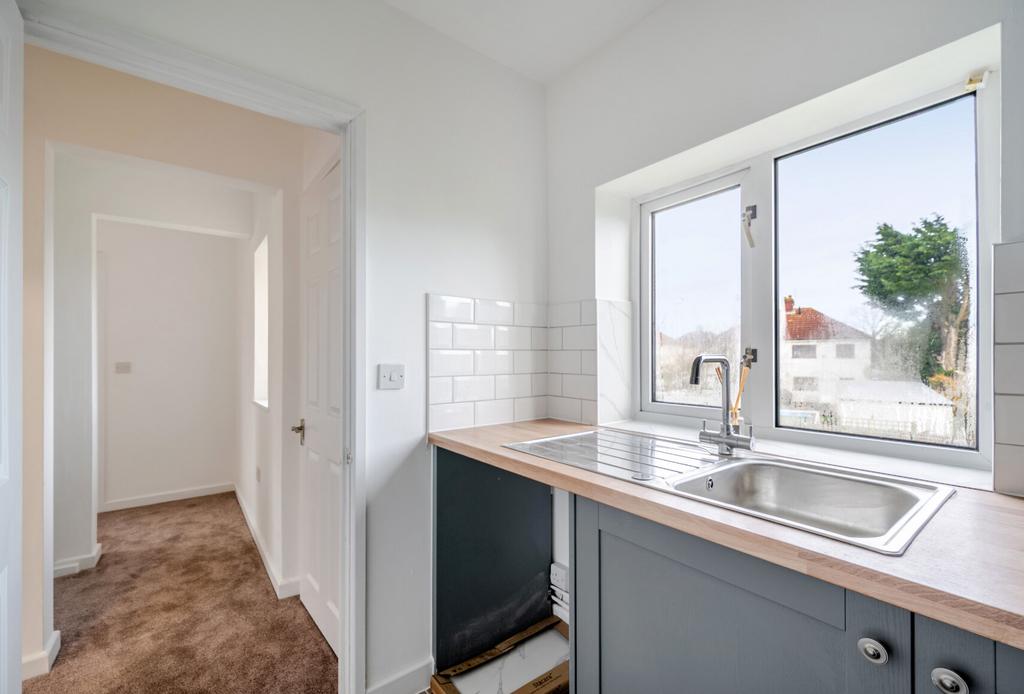 1385634 12 692701...