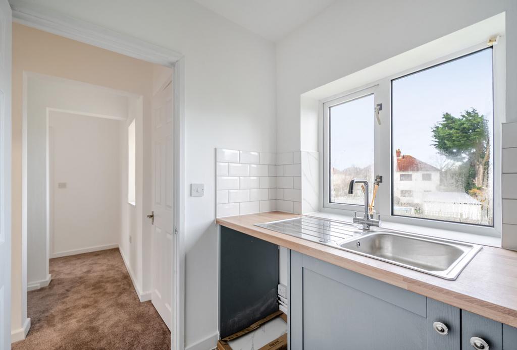 1385634 12 692701...