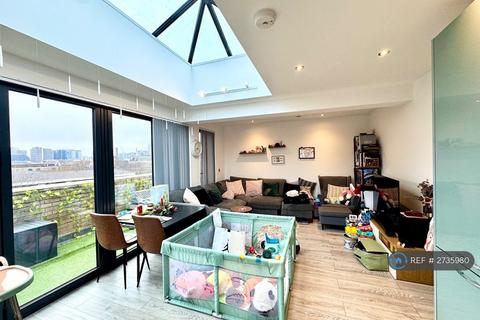 3 bedroom flat to rent, Satchwell Road, London, E2