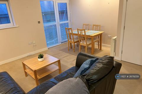 2 bedroom flat to rent, Burlington Street, Manchester, M15